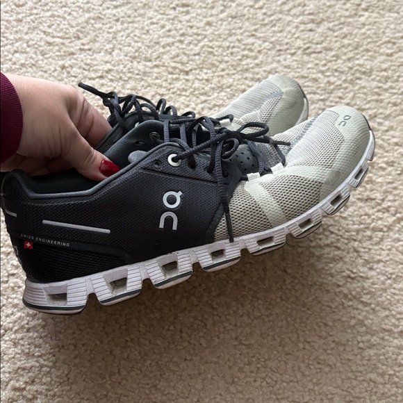 On Cloud Running Casual Black Taupe Sneaker Shoes M 7.5 men’s - Picture 7 of 9